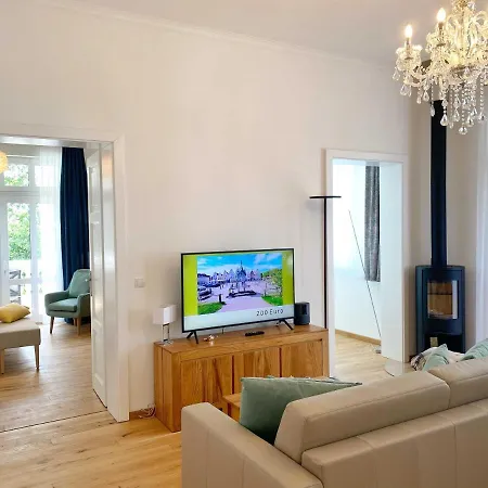 Jenny - 1 Mit Meerblick