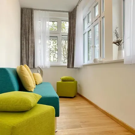 Jenny - 1 Mit Meerblick Appartamento Sassnitz